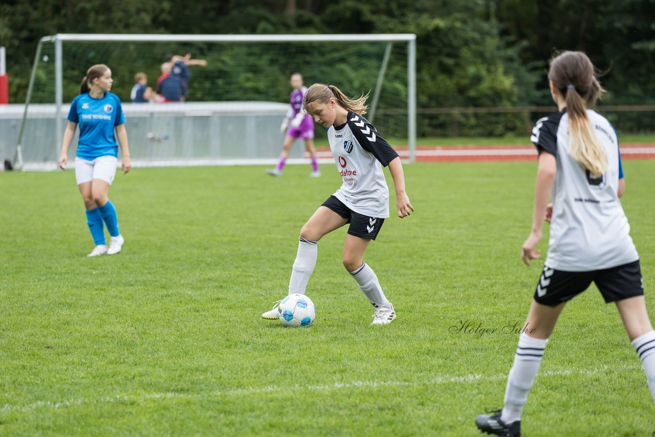 Bild 397 - wBJ VfL Pinneberg - Germania Schnelsen : Ergebnis: 15:1